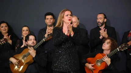 El flamencólogo Paco Zambrano ha recibido un homenaje en el Hospital Provincial de los artistas José Ángel Castilla, Joaquín Muñino, Sara Castro, David Silva, Jesús Ortega, Eva Soto, Carmen 'La Parreña', Fuensanta Blanco, Esther Merino, Salomé Pavón, Vicky González, Carolina la Chispa, María Metidieri, La Kaita, José Gómez 'Fefo', Paulo Molina, Alejandro Vega, Chiqui Quintana, Miguel de Tena, Domingo 'El Madalena' y Daniel Castro.