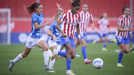 Momento del partido entre el Atlético de Madrid y el Alhama Féminas