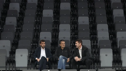 Enric Carboinell, Pedro Martínez y Luis Arbalejo, antes del choque ante el San Pablo Burgos