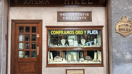 Vista exterior de la joyería Mikel