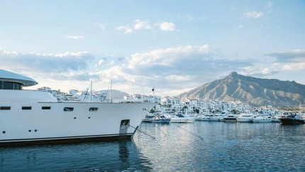 Rescatan el cadáver de un hombre que fue arrojado desde una embarcación en Puerto Banús