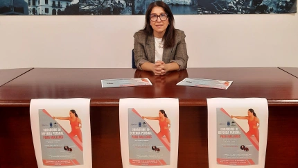 La edil María Lorenzo en la presentación del curso de defensa personal