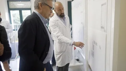 El conselleiro Sanidade visita la rehabilitación del Novoa Santos