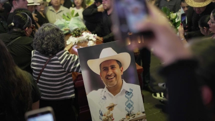 Funeral del alcalde de Uruapan (México) Carlos Manzo asesinado Día de Muertos