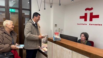 El alcalde de Níjar, José Francisco Garrido, en el Instituto Cervantes de Londres.