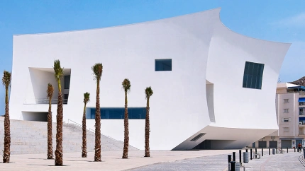 Exterior del auditorio Infanta Elena de Águilas