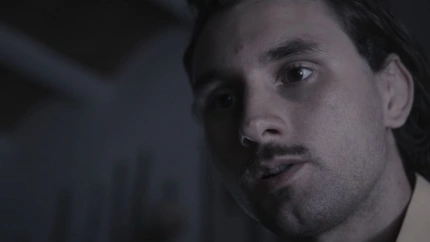 Fotograma del tráiler de 'La plaza vacía'