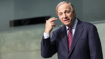 (Foto de ARCHIVO)El inversor estadounidense Ray Dalio, fundador de Bridgewater AssociatesREMITIDA / HANDOUT por DEUSTOFotografía remitida a medios de comunicación exclusivamente para ilustrar la noticia a la que hace referencia la imagen, y citando la procedencia de la imagen en la firma13/12/2018