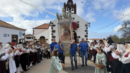 La Virgen de las Nieves, despidiéndose de Las Tricias, en Garafía