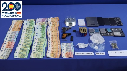 Dinero, drogas y armas incautadas