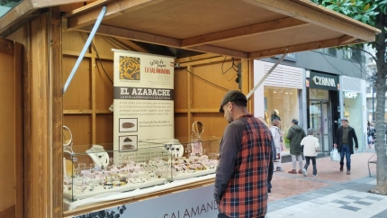 Puesto de azabache en el Mercado de Gil de Jazz, Oviedo