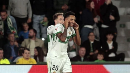 Álvaro Rodríguez celebra el 1-0 del Elche contra la Real Sociedad