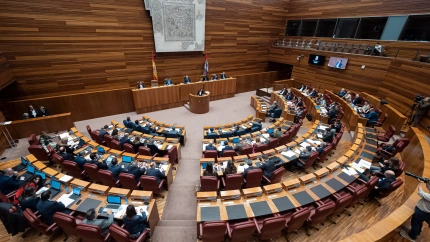 Carlos Fernández Carriedo, consejero portavoz y titular de Economía y de Hacienda en Castilla y León, analiza en COPE la semana clave para sacar adelante los presupuestos