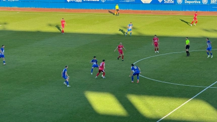 Momento del partido entre el CF Lorca Deportiva y Deporgiva Minera