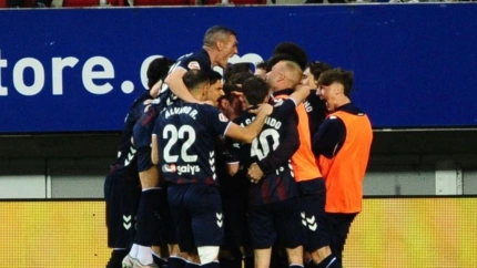 Los jugadores del Eibar celebran la victoria