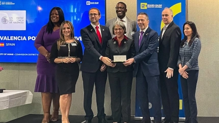 Miami-Dade entrega la llave del condado a la UPV como reconocimiento a su liderazgo y proyección internacional