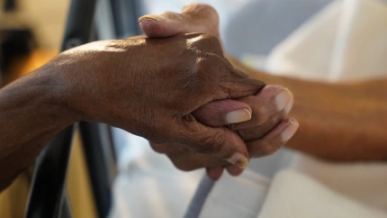 Eleanor y Lyle Gittens, la pareja con el matrimonio más largo del mundo, en Miami en noviembre de 2025