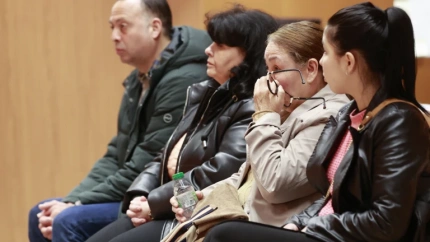 Los cuatro acusados sentados en el banquillo durante el juicio