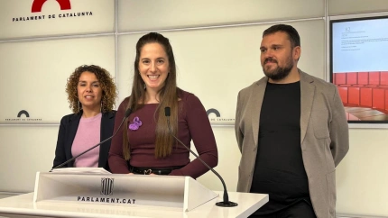 La coordinadora del área de Igualdad y Conciliación Familiar de Mossos d'Esquadra de CC.OO. De Catalunya, Maria Mariscal, junto con los diputados del Parlament Andrés García Berrio (Comuns) y Laia Cañigueral (ERC).La coordinadora del área de Igualdad y Conciliación Familiar de Mossos d'Esquadra de CC.OO. de Catalunya, Maria Mariscal, ha pedido un conjunto de medidas ante las "dificultades de conciliación" que viven los agentes del cuerpo, que actualmente atraviesan una situación compleja para poder lograrlo, según ella.SOCIEDAD