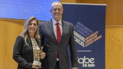 María del Mar Díaz Requejo y Juan del Olmo, presidente de la AIQBE