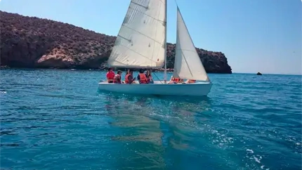 Un paseo en vela, apto para todas las edades