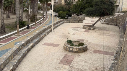Imagen del estado del paseo marítimo de La Colonia, en Águilas