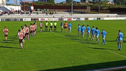Imagen del duelo en el Salvador Otero entre Céltiga y Viveiro