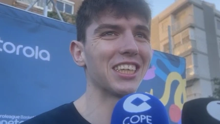 De Larrea atiende a COPE y a otros medios en un acto de la Euroliga