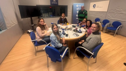 Participantes y monitoras del programa INCLUYE