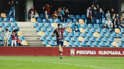 Dani Selma celebra su gol en Pasarón al Zamora