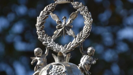 Remate del Guion de la Banda de los Dolores