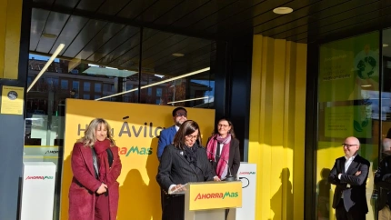 Inauguración del supermercado Ahorramas en Ávila