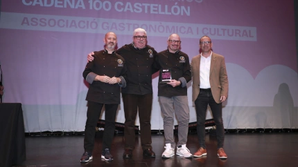 Xus Madrigal hizo entrega del Premio Solidario Cadena 100 Castellón a la Olleta Solidaria