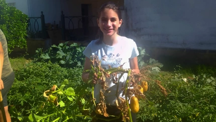 Una de las niñas de Puebla de Obando