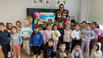 Alumnos del colegio Virxen do Mar durante una de las actividades