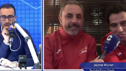 Jaume Munar con Juanma Castaño y Ángel García