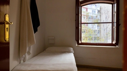 Interior de una de las habitaciones del albergue municipal de Zaragoza