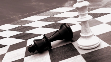 Linares recupera su trono y vuelve a ser la capital mundial del ajedrez