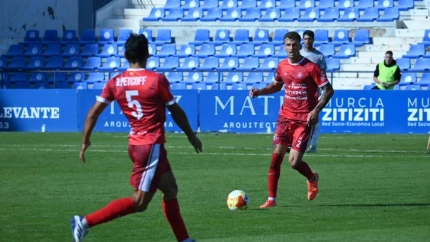 La Minera sigue sin ganar