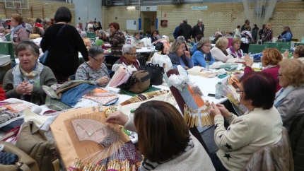 Encuentro de bolilleras en Sabiñánigo