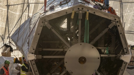 Avanza la instalación de la cruz de la torre de Jesucristo con los dos primeros brazos horizontalesLa Sagrada Familia ha empezado a instalar este martes las piezas que forman parte de la cruz de la torre de Jesucristo, ha informado la basílica en un comunicado.POLITICA PEP DAUDE