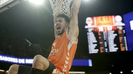 Puerto machaca el aro ante el Bayern