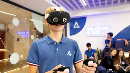 Agora Granada College