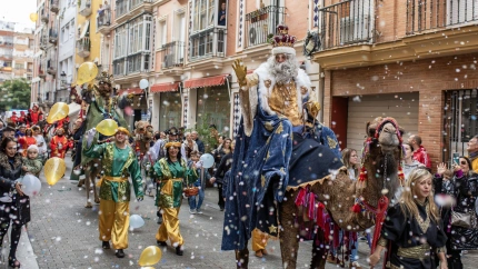 (Foto de ARCHIVO)Llegada de los Reyes Magos a Huelva.REMITIDA / HANDOUT por ALBERTO DIAZ/AYUNTAMIENTO DE HUELVAFotografía remitida a medios de comunicación exclusivamente para ilustrar la noticia a la que hace referencia la imagen, y citando la procedencia de la imagen en la firma04/1/2024