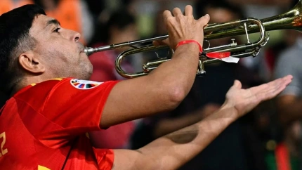 Sete y su trompeta no fallan en ningún partido de España