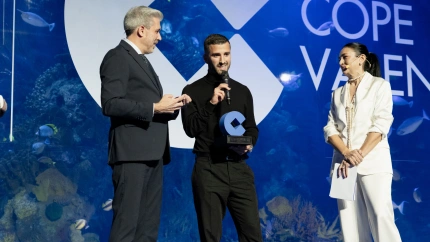 Gayà recibe el galardón en el 60 aniversario de COPE Valencia