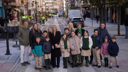 Finaliza la obra de Emperatriz Eugenia, que gana en aceras, arbolado e iluminación