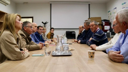 Gallardo se ha reunido con los regantes de Tierra de Barros