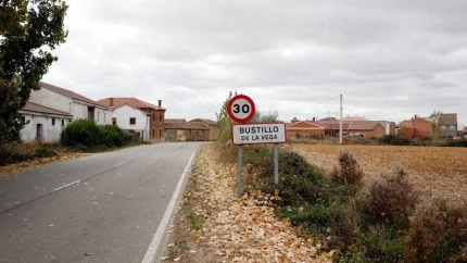 Entrada al municipio de Bustillo de la Vega (Palencia)