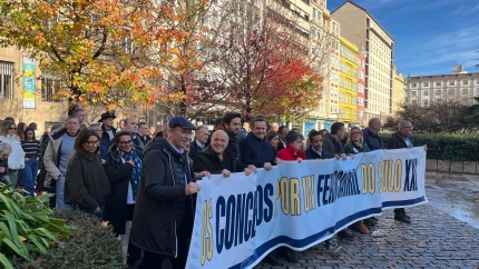 Entidades vecinales, culturales, sociales, partidos políticos, etc clamaron en Ferrol por mejoras en el ferrocarril
